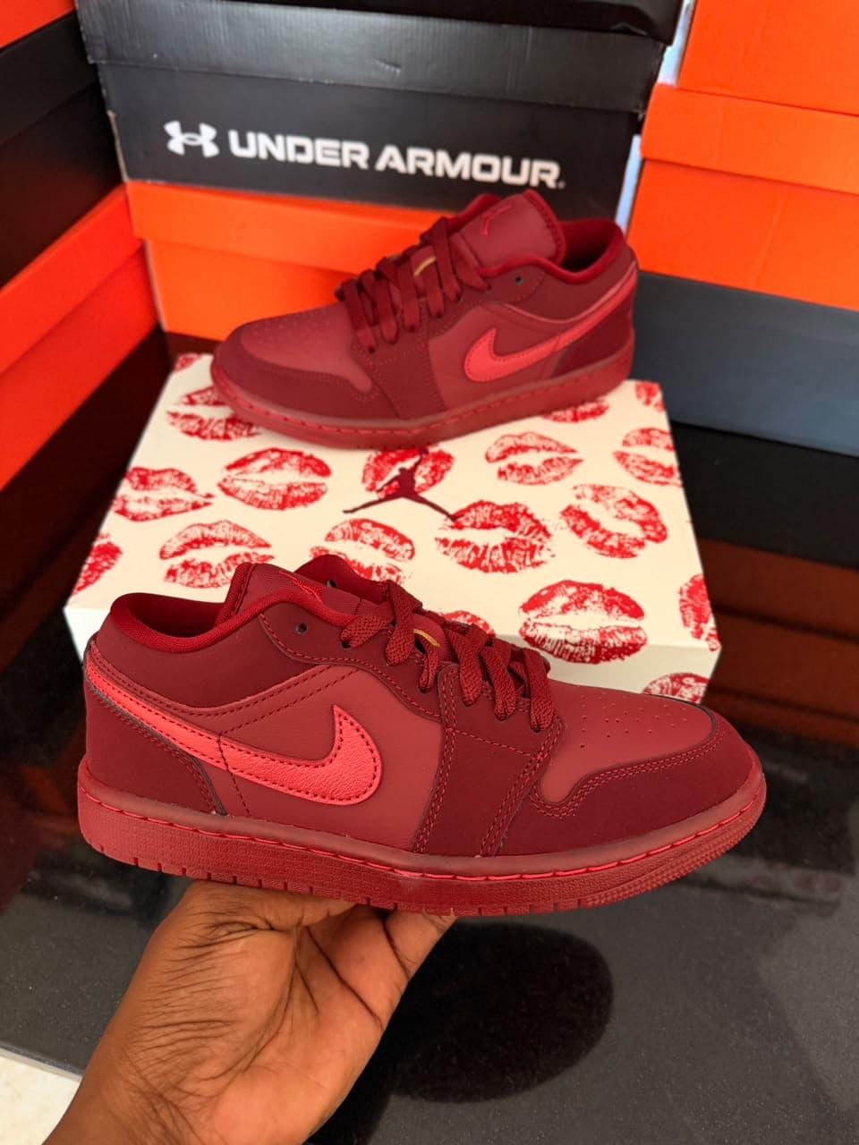 Air Jordan 1 Low SE leather