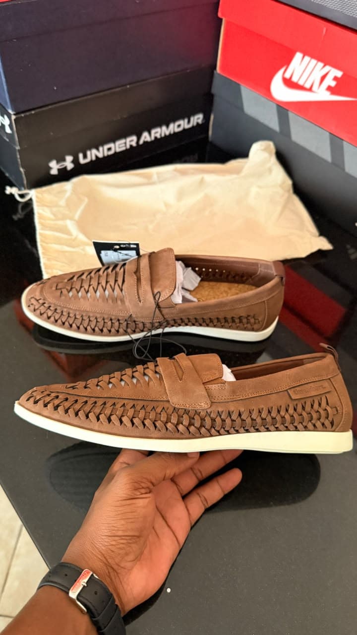 original threadbare UK Men lightweight Aaron slip ons