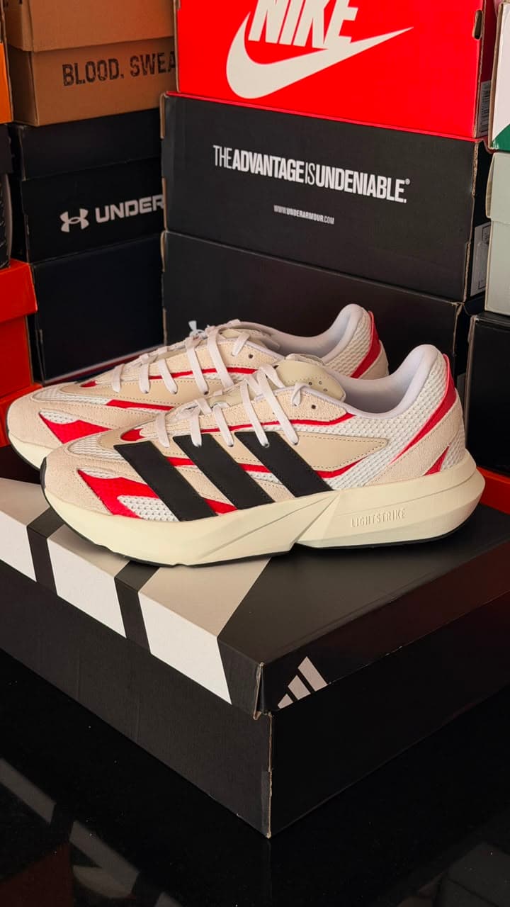 ADIDAS LIGHT BLAZE